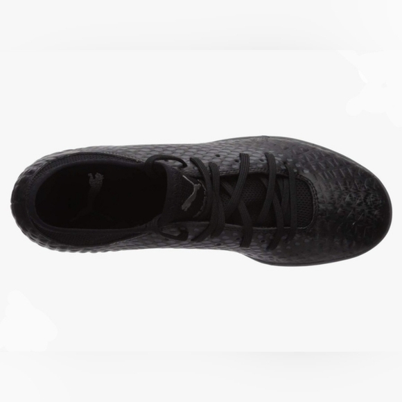 PUMA Future 4.4 Netflx Indoor Cleats